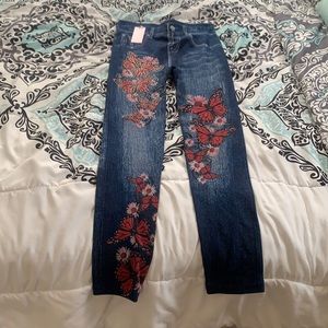 comfy flower and butterfly leggings